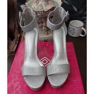 DREAM PAIRS Women's Hi-Lo Silver Glitter High Heel Platform Pump Sandals Sz 9M